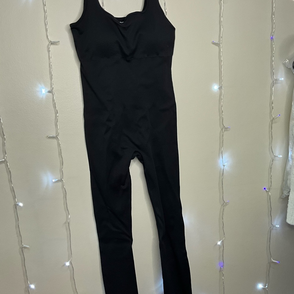 Black Sleeveless Jumpsuit